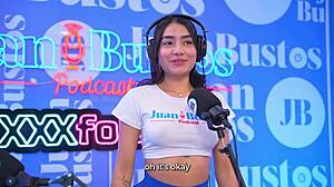 little kinky colombian mayraoficial squirts hard on sybian machine