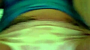 coquine emy angel teases her petite tight 18+ chatte on webcam