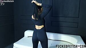 Sexy Charlot Kink Shakes Skinny Big Ass in Spandex