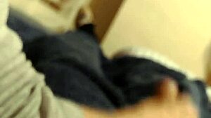 wanna unwrap your 40th christmas gift with hot cum?
