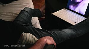 watching porn alone right now 📺😏