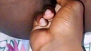 En-Chan Demonstrates Three Fingers Technique In Detailed Part Two Session