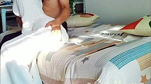hot vietnamese girlfriend from hue gets her wet pussy pounded