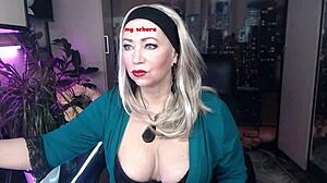 my mature bitch's private chat with glasses fishnets dirty talk and screaming 😈🔥