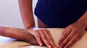 contratei massagista gostosa gozei na massagem erótica em casa 🔥😍💦