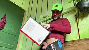 Boss Catches Wife Deepthroating Employee's Big Cock Scandal!