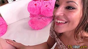 omg my ass getting licked out feels amazing ladyboy 😍🍑👅