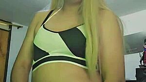 mmm these yummy transsexual crossdressers got me drooling 😍🍑🔥💦