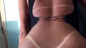 model shakes her juicy ass for camera.