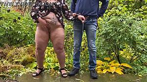 couple that pees together uh stays together i guess lol
