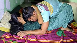 Desi Newlywed Bhabhi Craves Delivery Guy's Monster Cock for Wild Anal Afternoon!