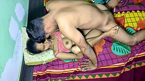 Desi Newlywed Bhabhi Craves Delivery Guy's Monster Cock for Wild Anal Afternoon!