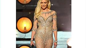 gwen stefani's long legs make the perfect celebrity jerk off fantasy