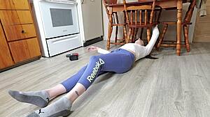 stepmom yoga stuck then squirts wet pussy everywhere at gym