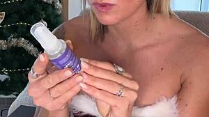 no toys needed i finger my wet pussy good