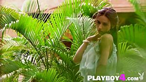 gloria sol's big tits bounce in outdoor posing heat?
