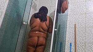 horny stepmom squirts huge in video for stepson
