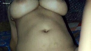 Hot bhabhi's juicy pussy gets fingered and fucked hard by husband's sneaky friend next door
