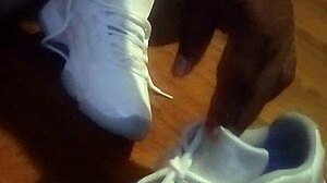 i love big sneakers size 13 send me some to worship your feet fetish