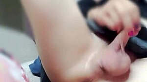 linda jovencita ladyboy masturbates anal solo rubyqueen hot