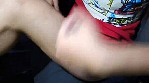 Esposa Exibe Sem Calcinha Na Rua Publico Cuckold!