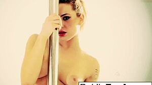 wanna see sexy blonde babe dahlia stuff that tight wet pussy with her huge dildo?