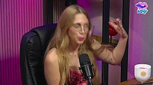 Sophi loira safada gozando vibrador buceta louca! uhmm..