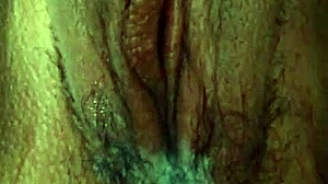 sexo facil con mi vecina es una puta y la pongo a mamar verga
