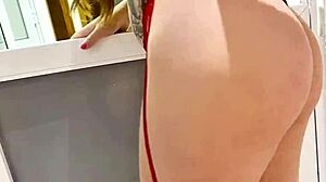 Tirei a virgindade do cu da novinha tatuada completo