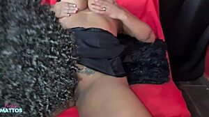 nicoly mattos fucks like a whore after payment in club
