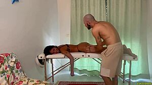 After massage i wrecked married womans tight ass
