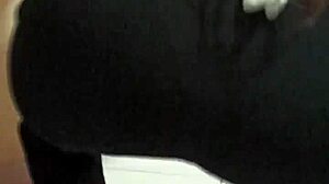Venezuelan babe dances before sex