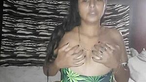la puta de karely ruiz quiere sexo duro
