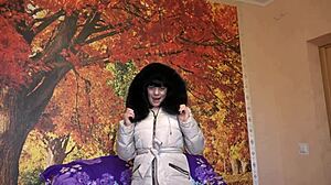 milf in hooded coat sucks dildo 😏