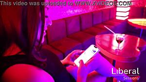 actriz porno es follada en un bar swinger