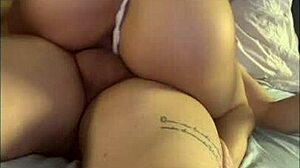 rico sexo con mi rommie en casa
