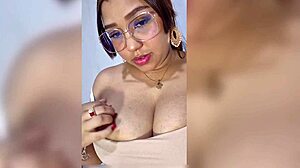 Sexo matutino increible una pareja amateur real comparte su apasionado encuentro sexual y su creampie perfecto