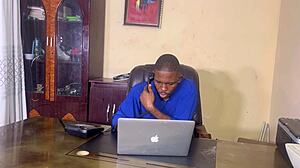 lekki bangers delivered a parcel to an office and the manager fell in love with me and we fucked