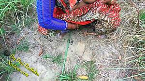 जंगल मे मंगल with sexy indian babe outdoors