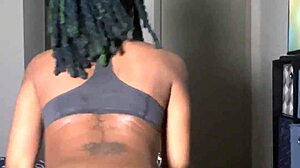 Fat Booty College Twerking With Oiled Ass