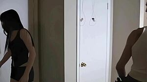 Gothic Babe Vicci Valencorte & Lance Long Strip Suck Facial