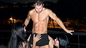 Nice night for a hot threesome