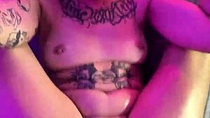Nerdzinha Tatuada Cheia De Tesao