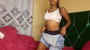 jocilena fingering her self