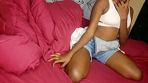 jocilena fingering her self