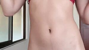 juicy vagina 18 amateur finger fucked