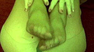american milf tricia needs orgasmic pleasure right now