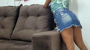 Linda venezuelana begs husband to cum inside