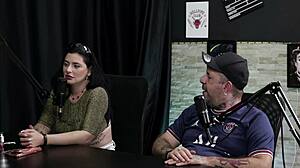 Não gravaria com tanta gente e o ator que gosta de bosta - monica lima moai tv