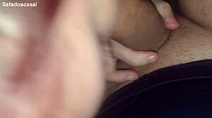 Safados casal esposa ruiva chupando gostoso